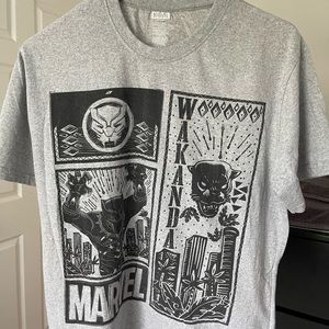 size large MARVEL t shirt (black panther)